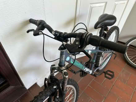 Photo of free Apollo Switch Kids Mountain Bike (kingston KT2) #4