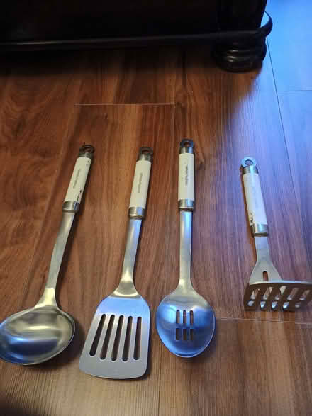 Photo of free Kitchen utensils (Fallings Heath WS10) #1