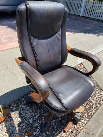 Photo of free Office chair (Sunnyvale) #2