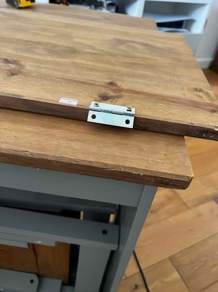 Photo of free Folding table with folding chairs (Mornington Crescent NW1) #4