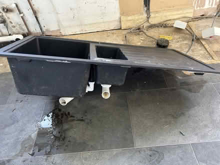 Photo of free Large substantial sink 1m wide x 500mm deep (Malton YO17) #2