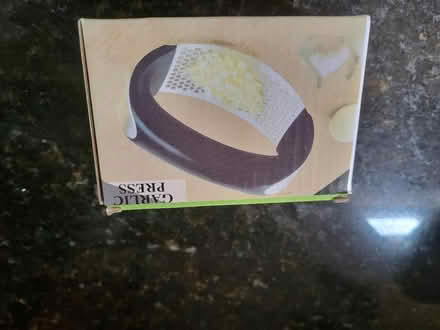 Photo of free Steel garlic press (Cherry Orchard SY2) #1