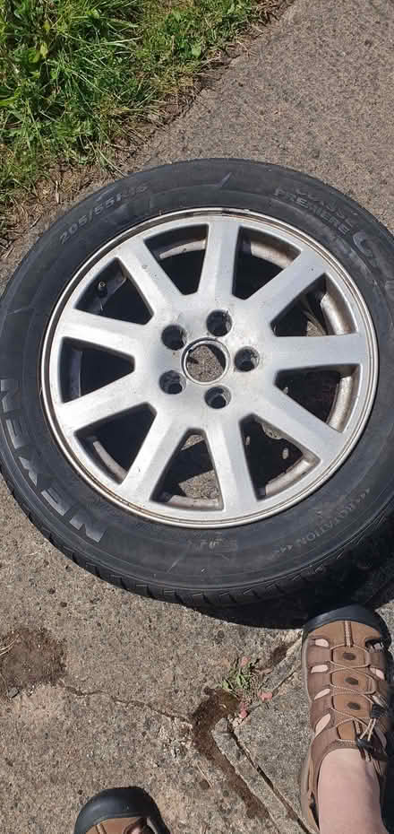 Photo of free Genuine Ford cast alloy wheels 16" (Peachcroft OX14) #1