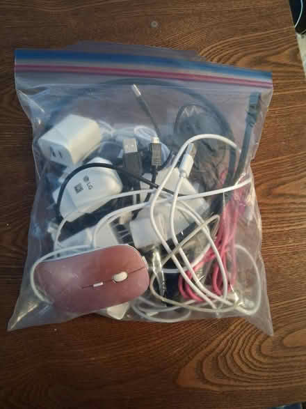 Photo of free Cords and Bricks (Lefferts Gardens) #2