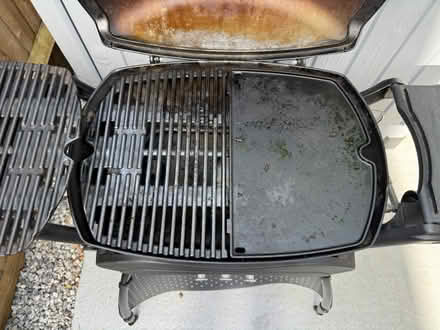 Photo of free Weber gas bbq with stand and cover (CB1) #4