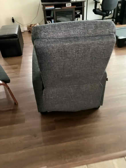 Photo of free Small recliner (Gulfport) #2