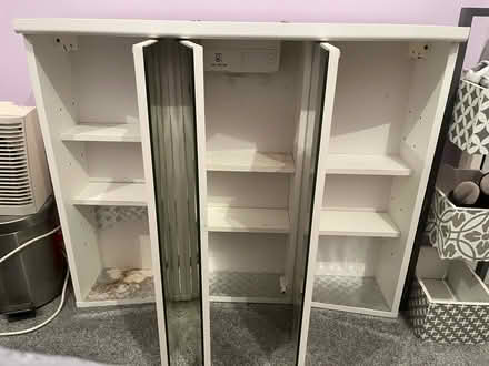 Photo of free 3 section mirrored bathroom cabinet (Kings Heath B13) #2