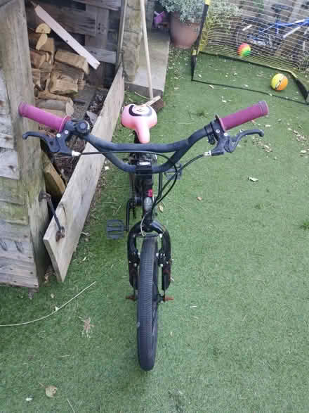 Photo of free Apollo bike around age 5 to 8 (LS28 Pudsey/stanningley) #2