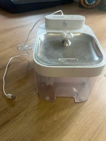 Photo of free Cat water fountain (Meadowbrook, North Seattle) #3