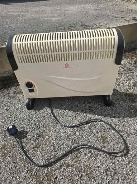 Photo of free Electric heater (Derby DE23) #1
