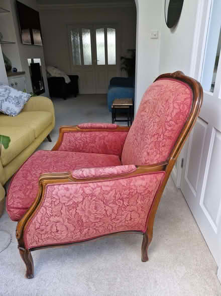 Photo of free Lounge chair very comfy (Great Baddow CM2) #3