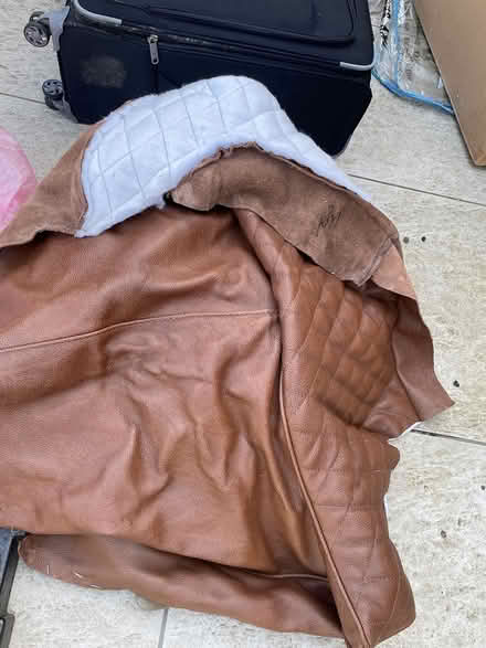 Photo of free Shower chair, pots, iron holder (Worcester Park KT4) #4