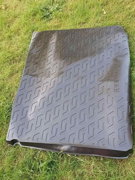 Photo of free Mercedes car boot liner (Ipswich, IP4) #3