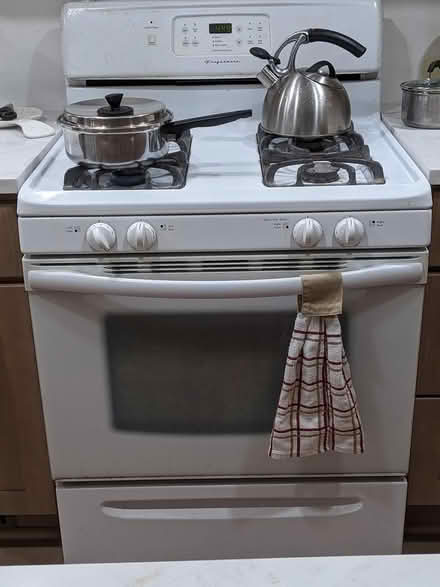 Photo of free Frigidaire Gas Stove (Belford, N.J.) #1