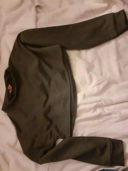 Photo of free Size 10 grey crop top (Birmingham City Centre B4) #1