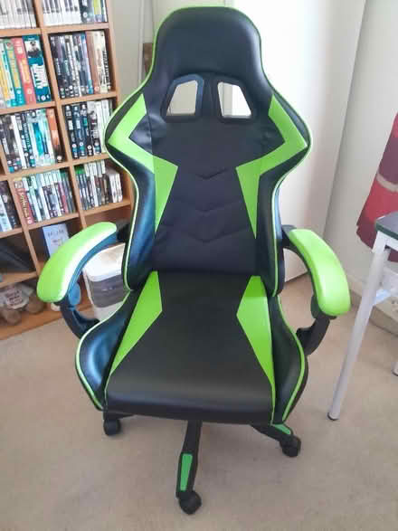 Photo of free Gaming chair (Manor Top S2) #1