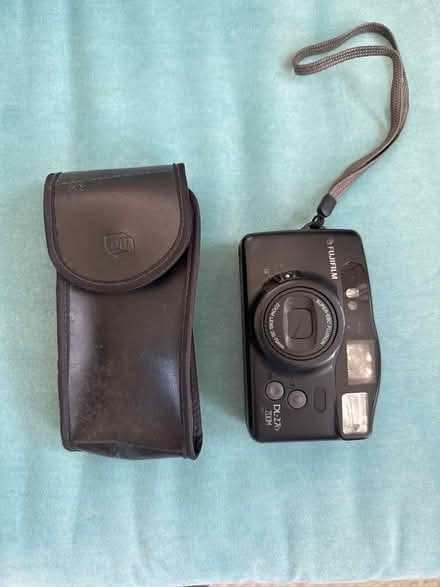 Photo of free Fujifilm DL270 35 mm camera (Portslade by Sea BN3) #2