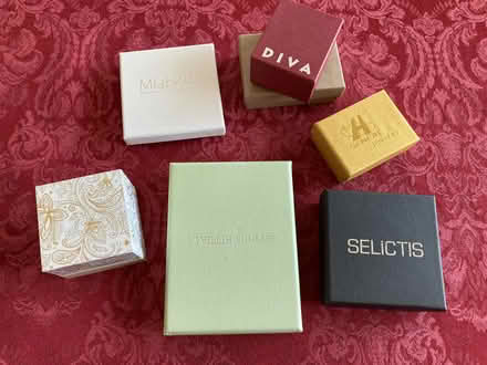 Photo of free Jewelry Boxes (Near Eubank Costco) #1