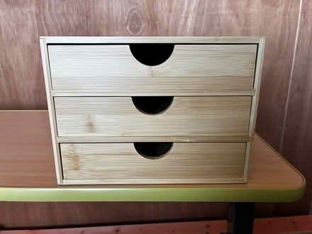 Photo of free Bamboo Desktop/Paper Tidy (BS10) #2