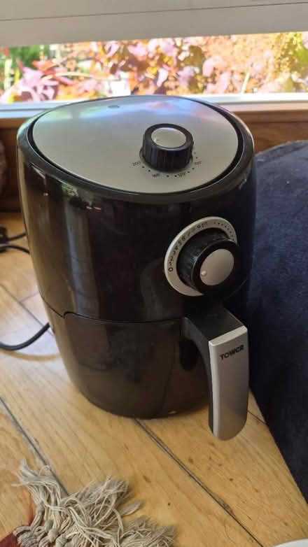 Photo of free Air fryer (Chorlton M21) #1