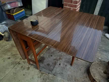Photo of free 1970s drop leaf table (Fulwood - PR2 3) #1