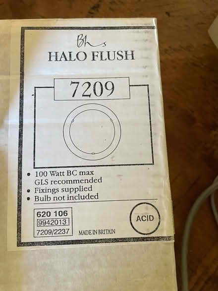 Photo of free Flush ceiling light fitting (Allestree Park DE22) #3