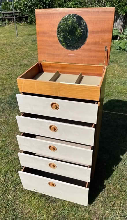 Photo of free chest of drawers (Lexden CO3) #1