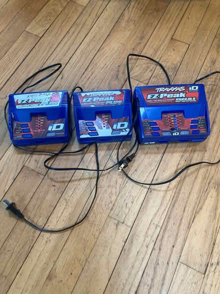 Photo of free Old RC cars and battery chargers (Goldens Bridge, NY) #2