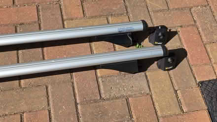 Photo of free Pair of Car Roof Bars (Old Basing RG24) #3