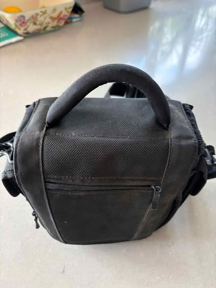 Photo of free Photographers shoulder bag (Ashton TR13) #1
