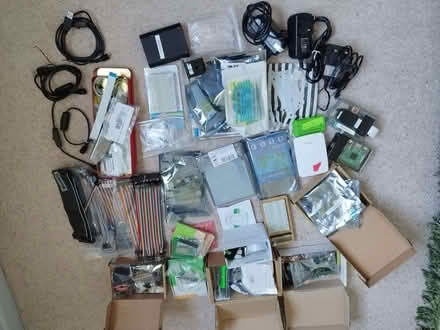 Photo of free Raspberry Pi stuff (Naunton WR8) #1
