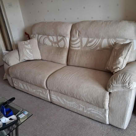 Photo of free Sofa and matching armchair (romsey hants so51 7lw) #1
