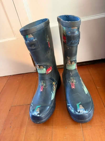 Photo of free Size 1 Junior Joules Wellies (Old Erleigh / Woodley RG6) #1