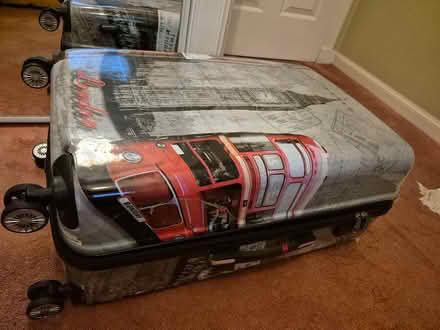 Photo of free Medium size Hard shell luggage (EH16) #1