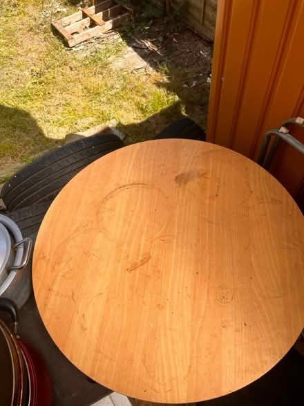 Photo of free Round table (Ub60ln) #3