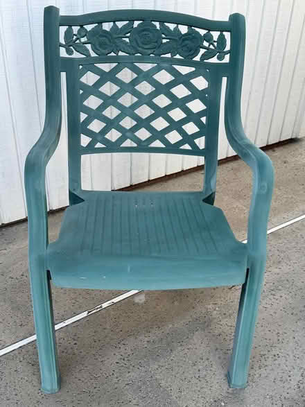 Photo of free 6 Stackable Patio Chairs (Fountain Vly, Heil & Bushard) #2