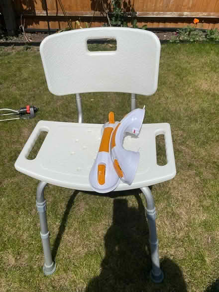 Photo of free Shower chair with holding handles (Worcester Park KT4) #1