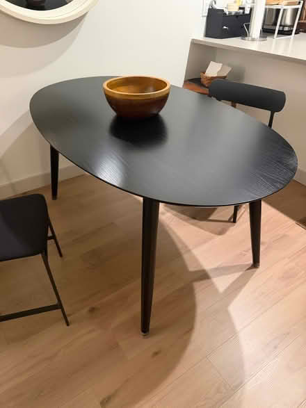 Photo of free Dining table (New Rochelle) #1