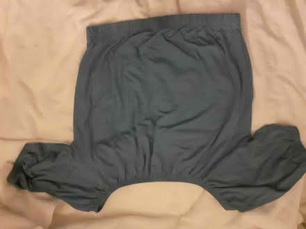 Photo of free Size 10 short top (Birmingham City Centre B4) #1