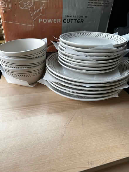 Photo of free Plates and bowls (Broomhaugh Island NE46) #1