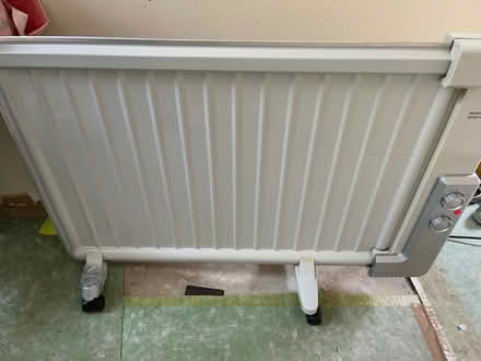 Photo of free Electric heater (Woodley RG5) #2