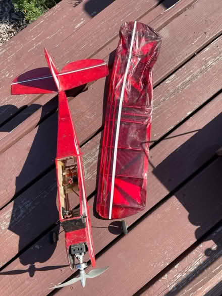 Photo of free Two Older RC Airplanes… (El Granada) #4