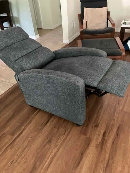 Photo of free Small recliner (Gulfport) #3