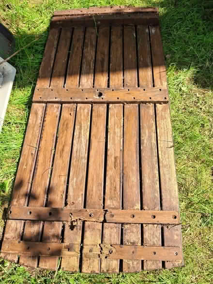 Photo of free Top of a wooden garden table (Lightwater GU18) #2