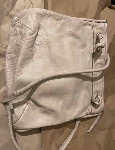 Photo of free Leather handbag- broken strap (Finsbury Park N4) #2