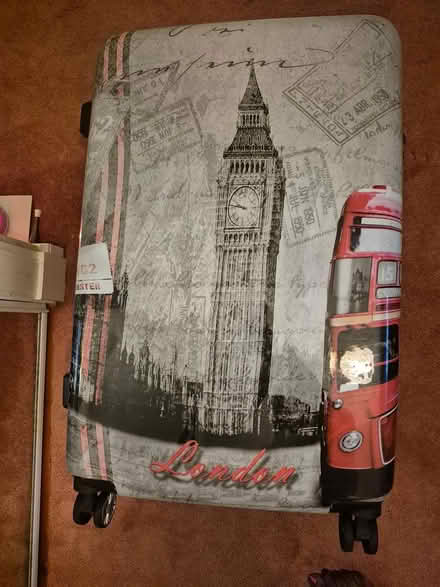 Photo of free Medium size Hard shell luggage (EH16) #2