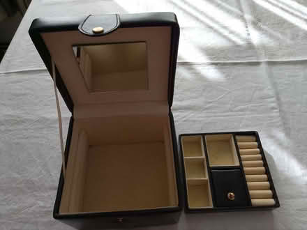 Photo of free Jewelry case (Emsworth PO10) #1