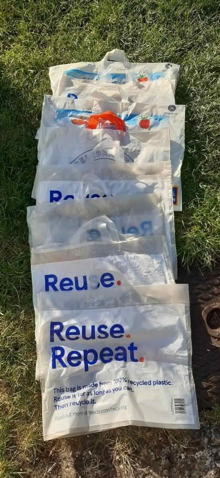 Photo of free 8 reusable carrier bags (HP21 Aylesbury) #1