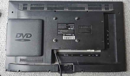 Photo of free 24 inch Flat screen TV/DVD Player (PROSCAN) * Spares/repairs (Chislehurst BR7) #2