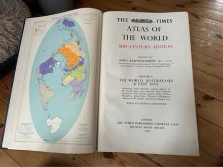 Photo of free Atlas set of the world large (Cheltenham) #3